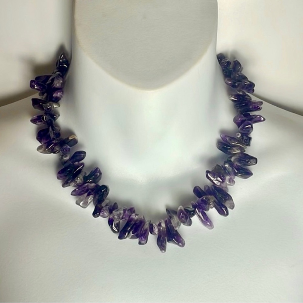 chunky Nauruan Amethyst necklace with Sterling silver clasp